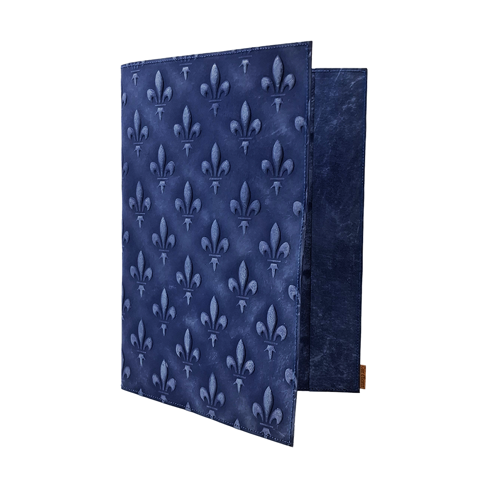 Couverture de cahier. Format 24 x 32 cm